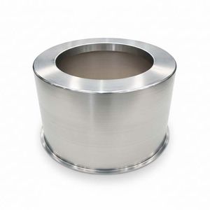This SUS304 electronic shield is manufactured using precision metal spinning, ensuring stable dimensions, smooth surface polishing, and excellent structural strength. It is suitable for electronic equipment requiring high reliability
